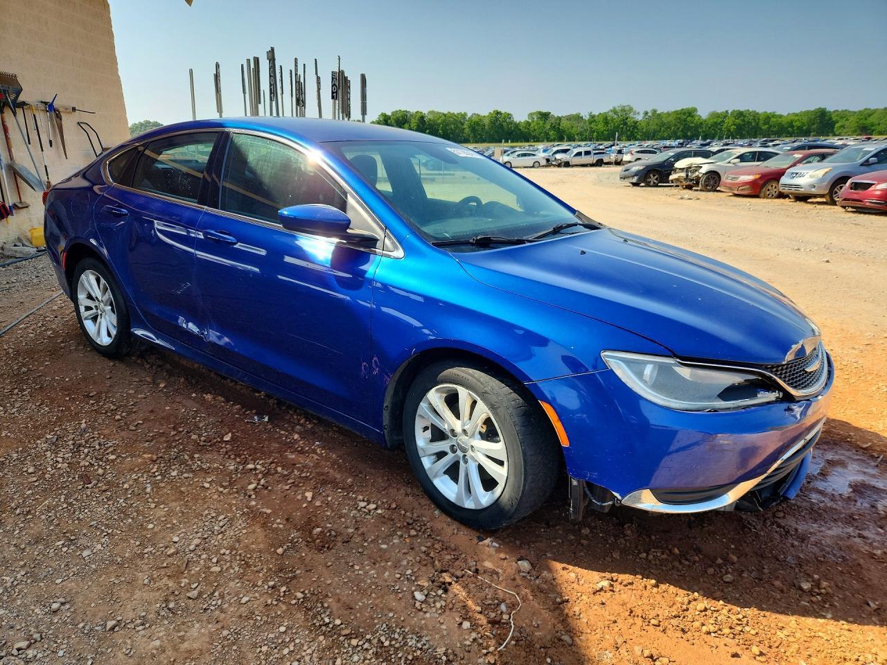 2015 Chrysler 200 Limited - Фото 4