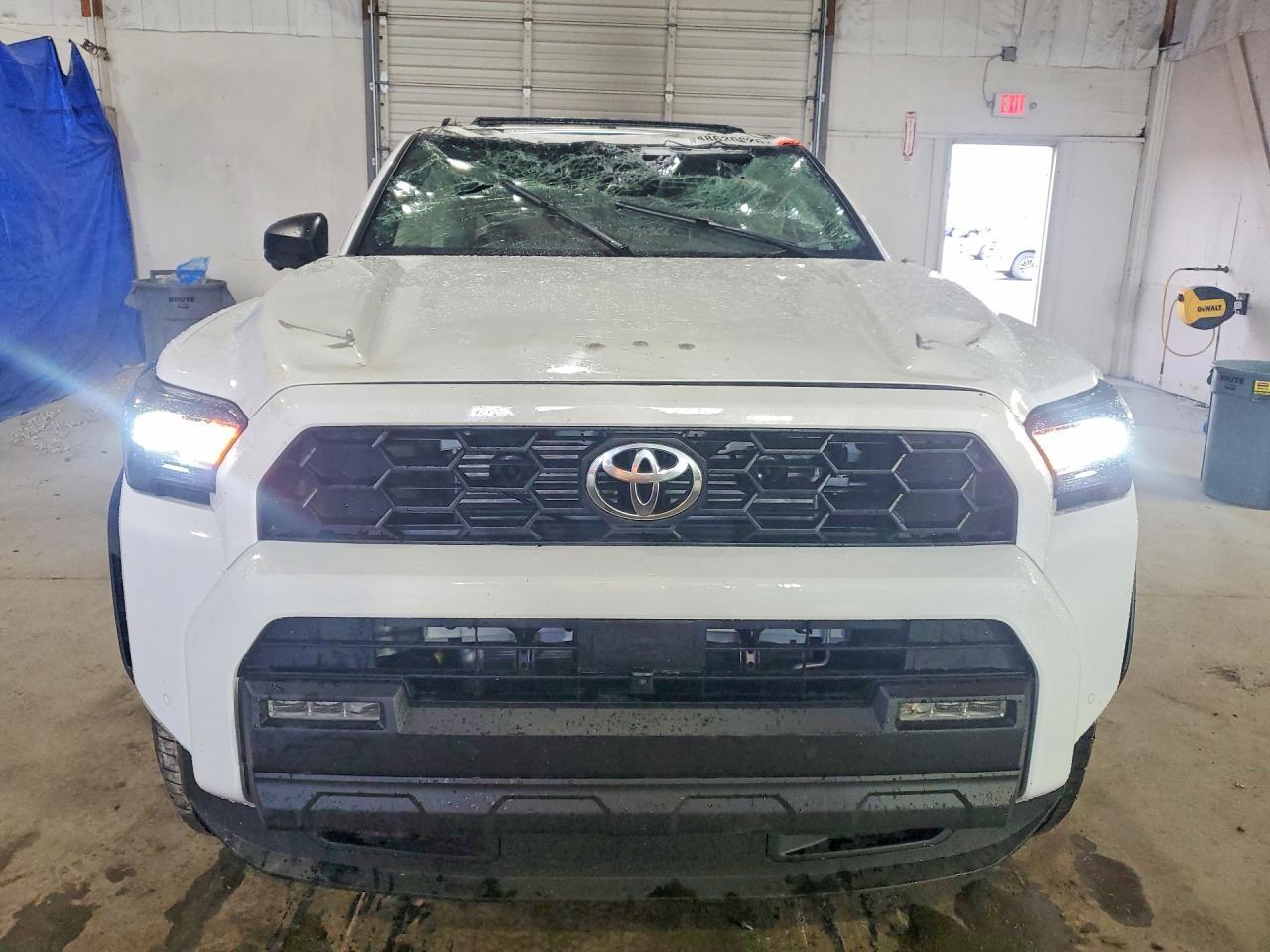 2026 Toyota 4Runner Trd Off-Road Premium Hv - Image 5