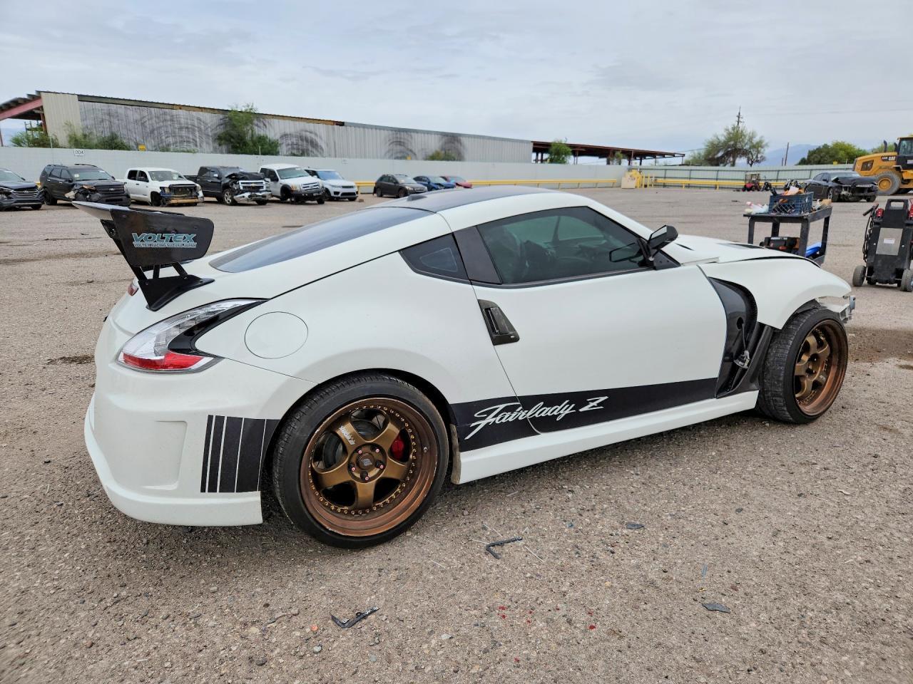 2017 Nissan 370Z Sport - Фото 3