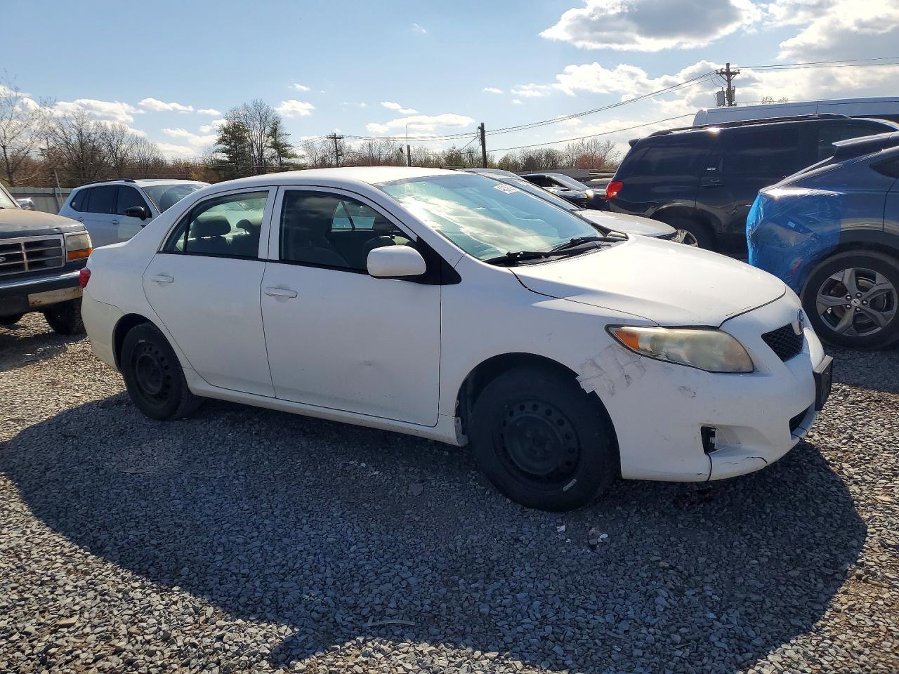 2010 Toyota Corolla Le - Фото 4