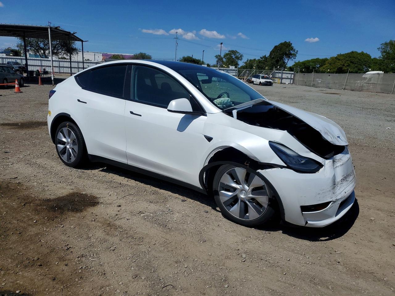 2022 Tesla Model Y - Фото 4
