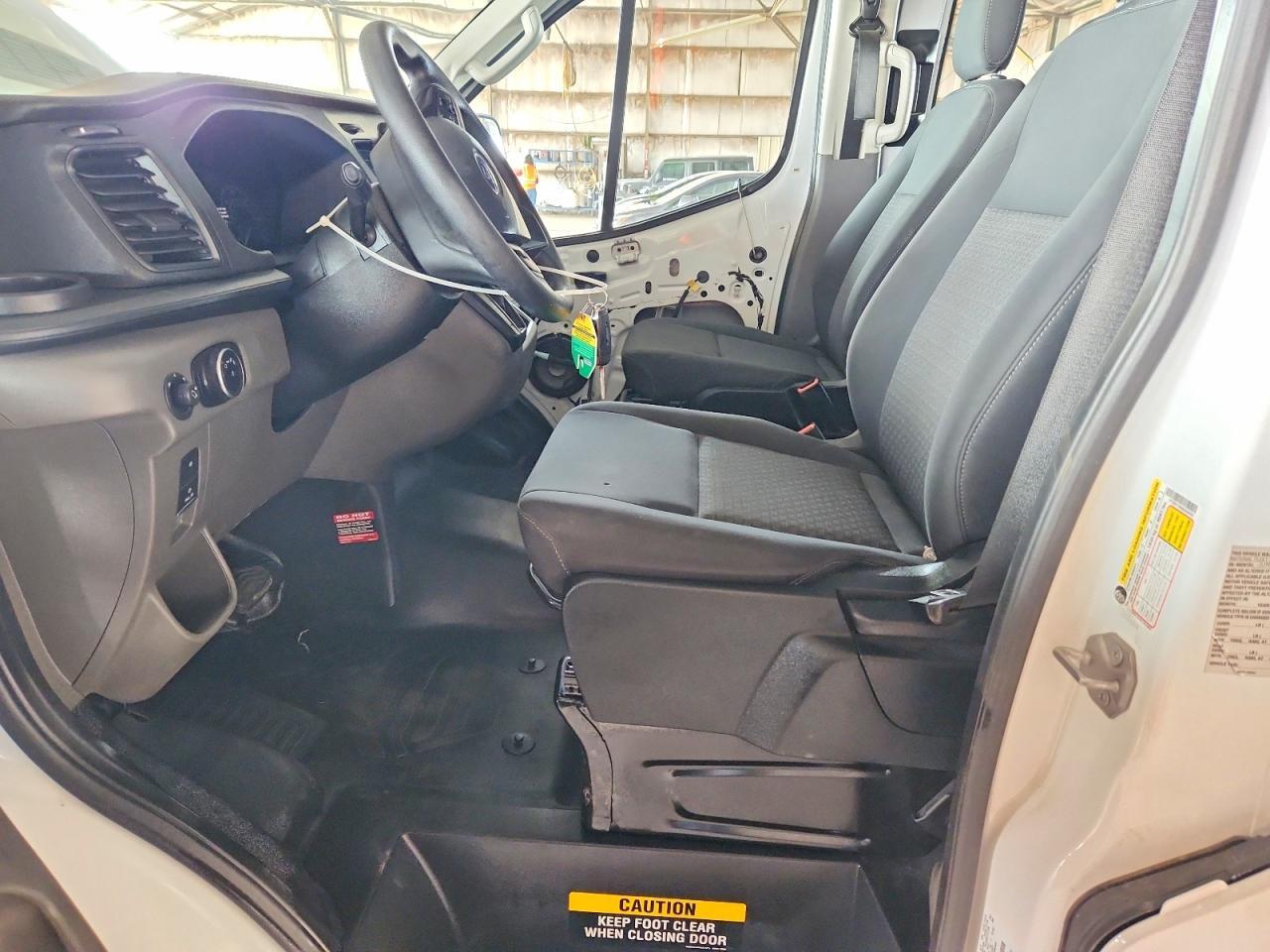 2025 Ford Transit T-250 - Image 7