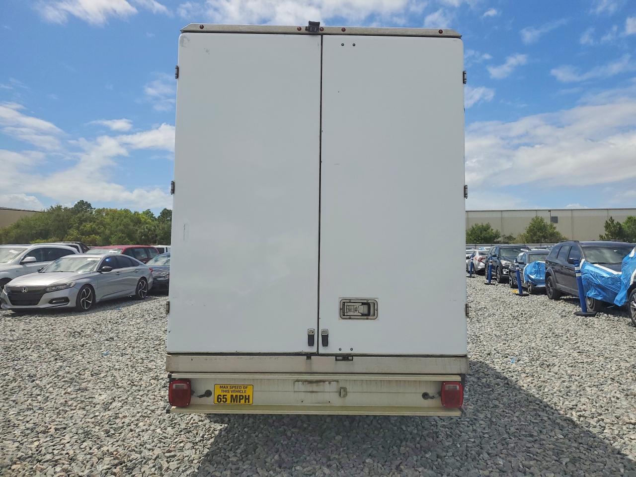 2021 Ford Transit Delivery Truck - Image 6