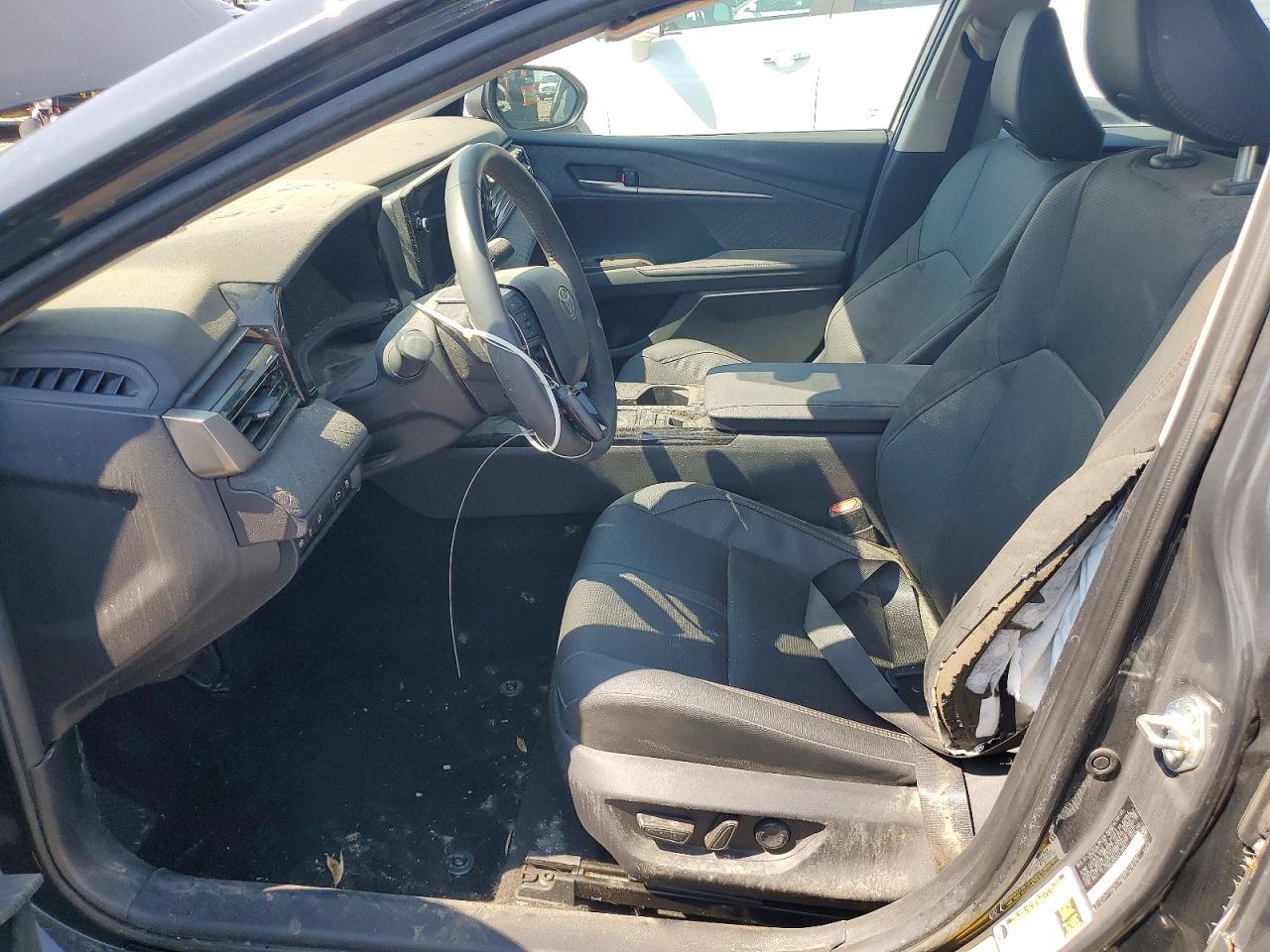 2025 Toyota Camry Xle - Image 7