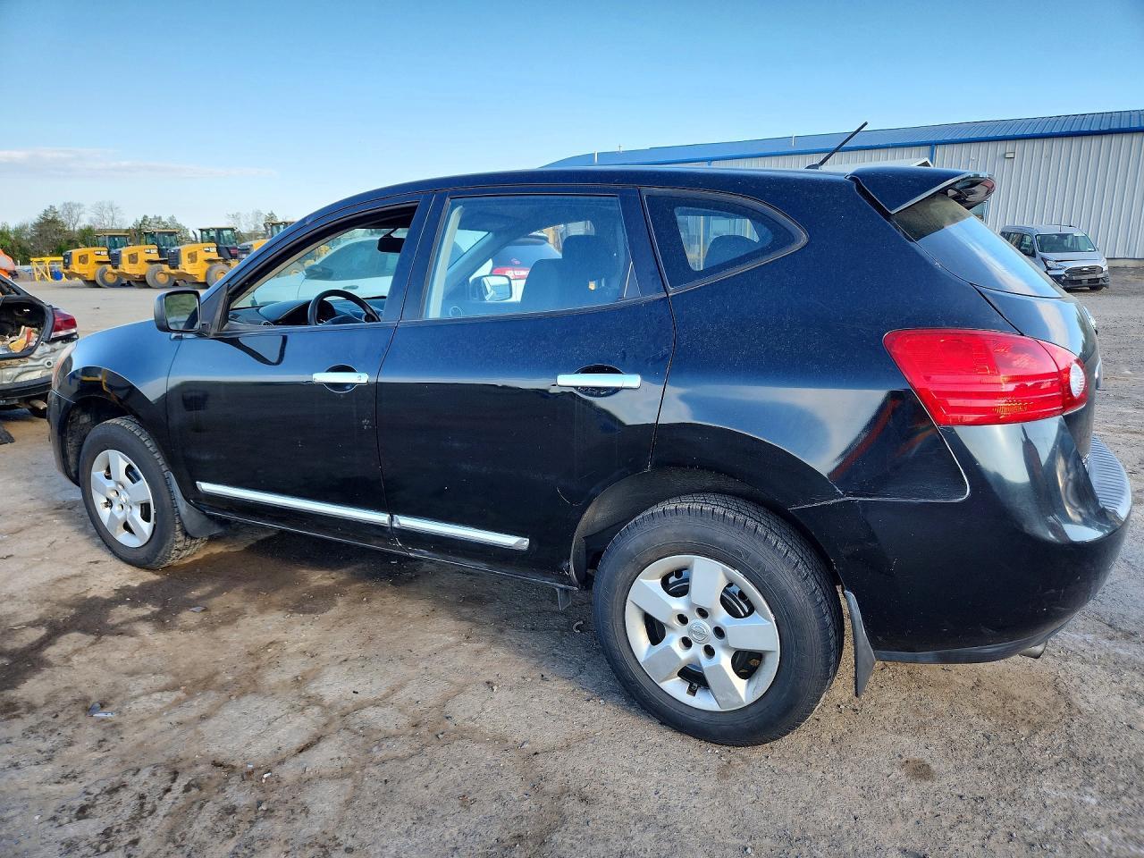 2013 Nissan Rogue S - Фото 2