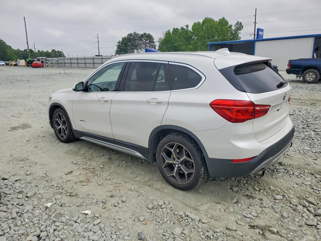 2016 BMW X1 xDrive28I - Image 2