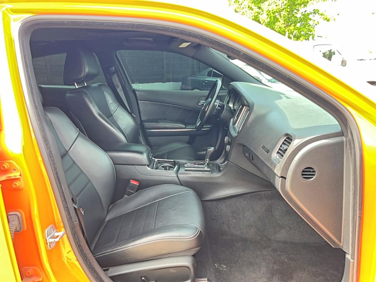 2014 Dodge Charger R - Фото 5