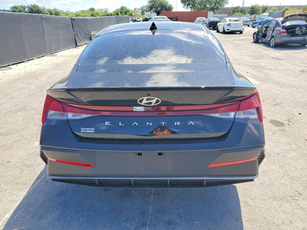 2026 Hyundai Elantra Sel Sport - Фото 6