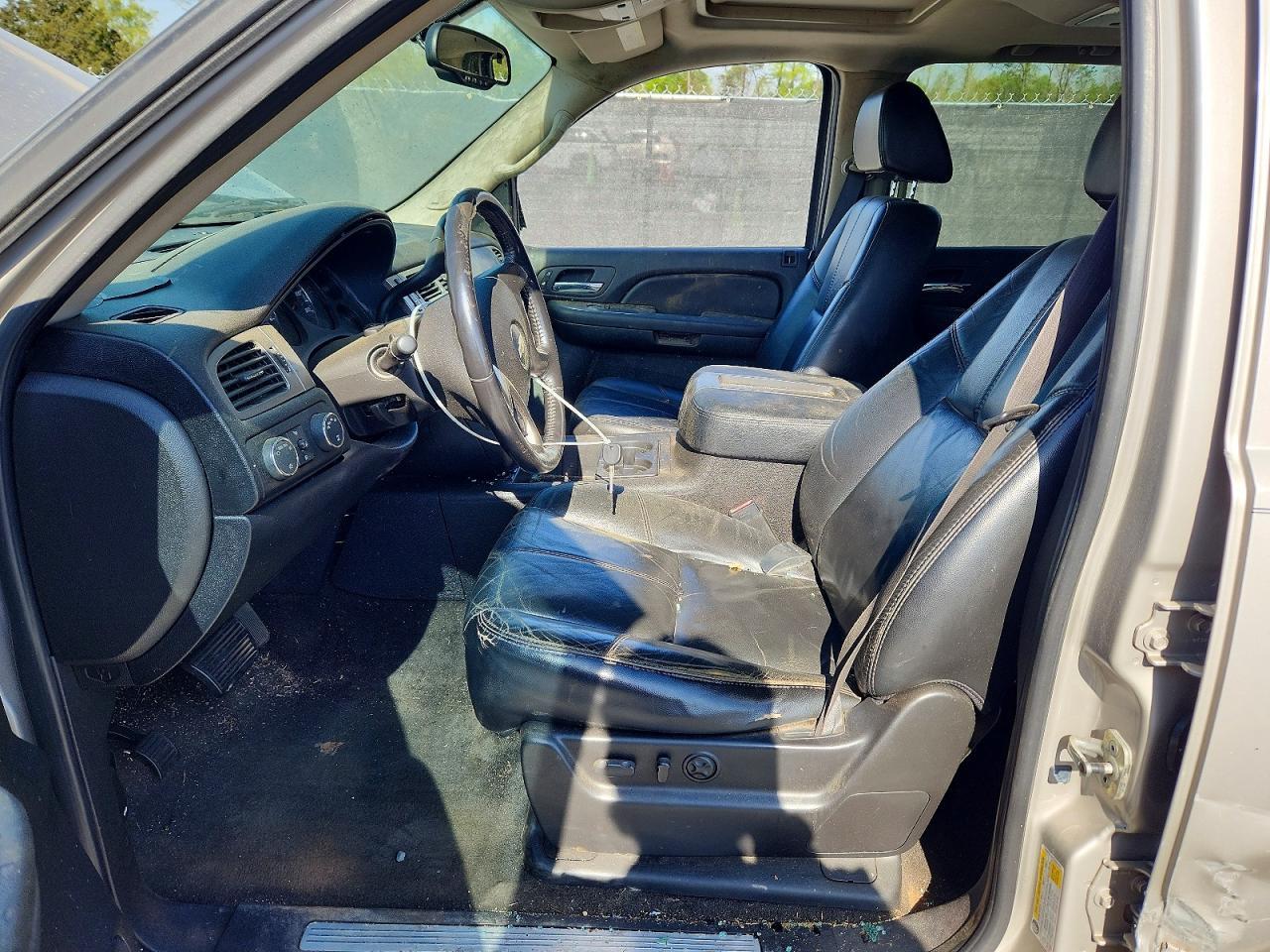 2007 Chevrolet Avalanche K1500 - Image 7