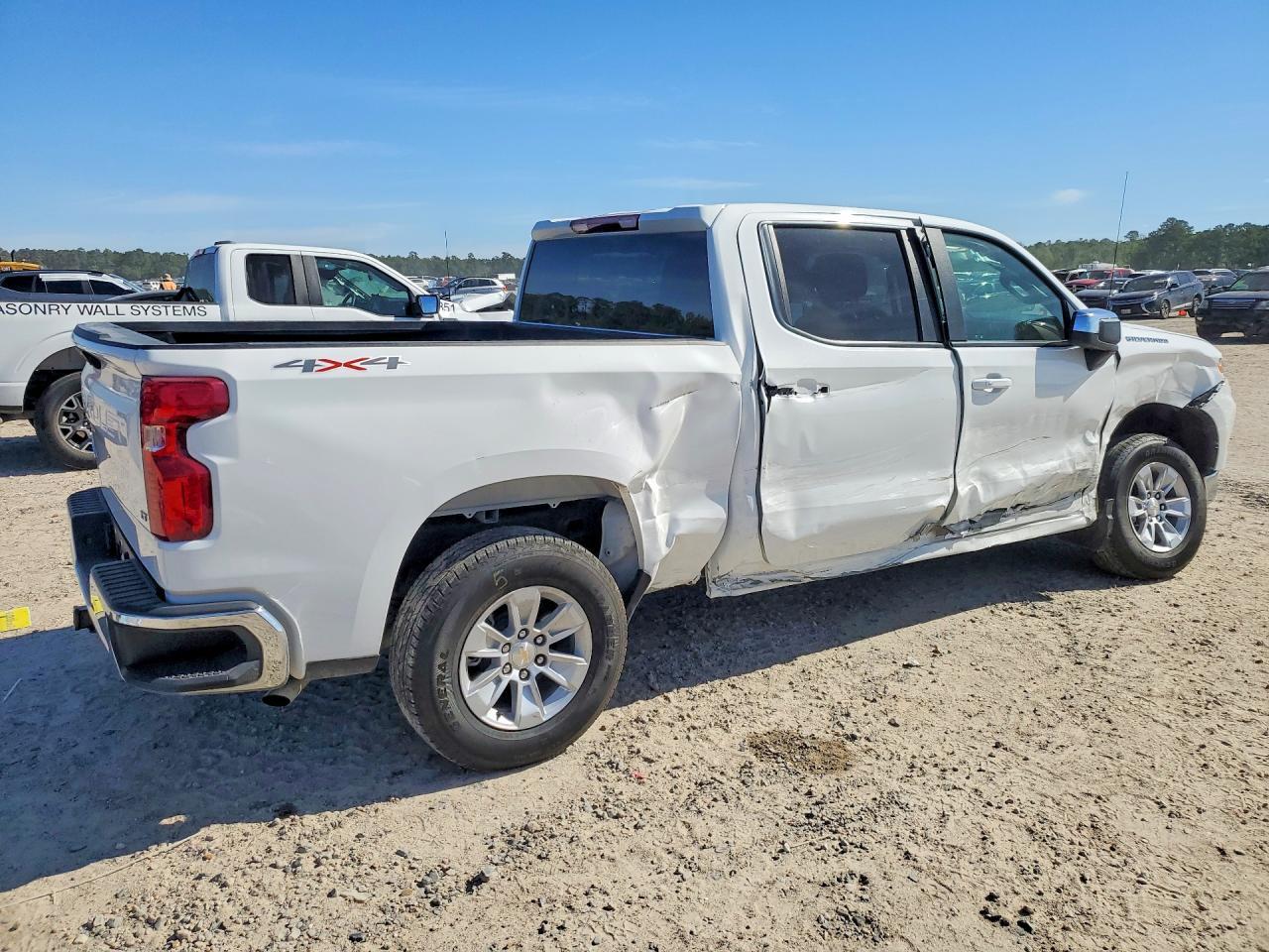 2025 Chevrolet Silverado K1500 Lt - Фото 3