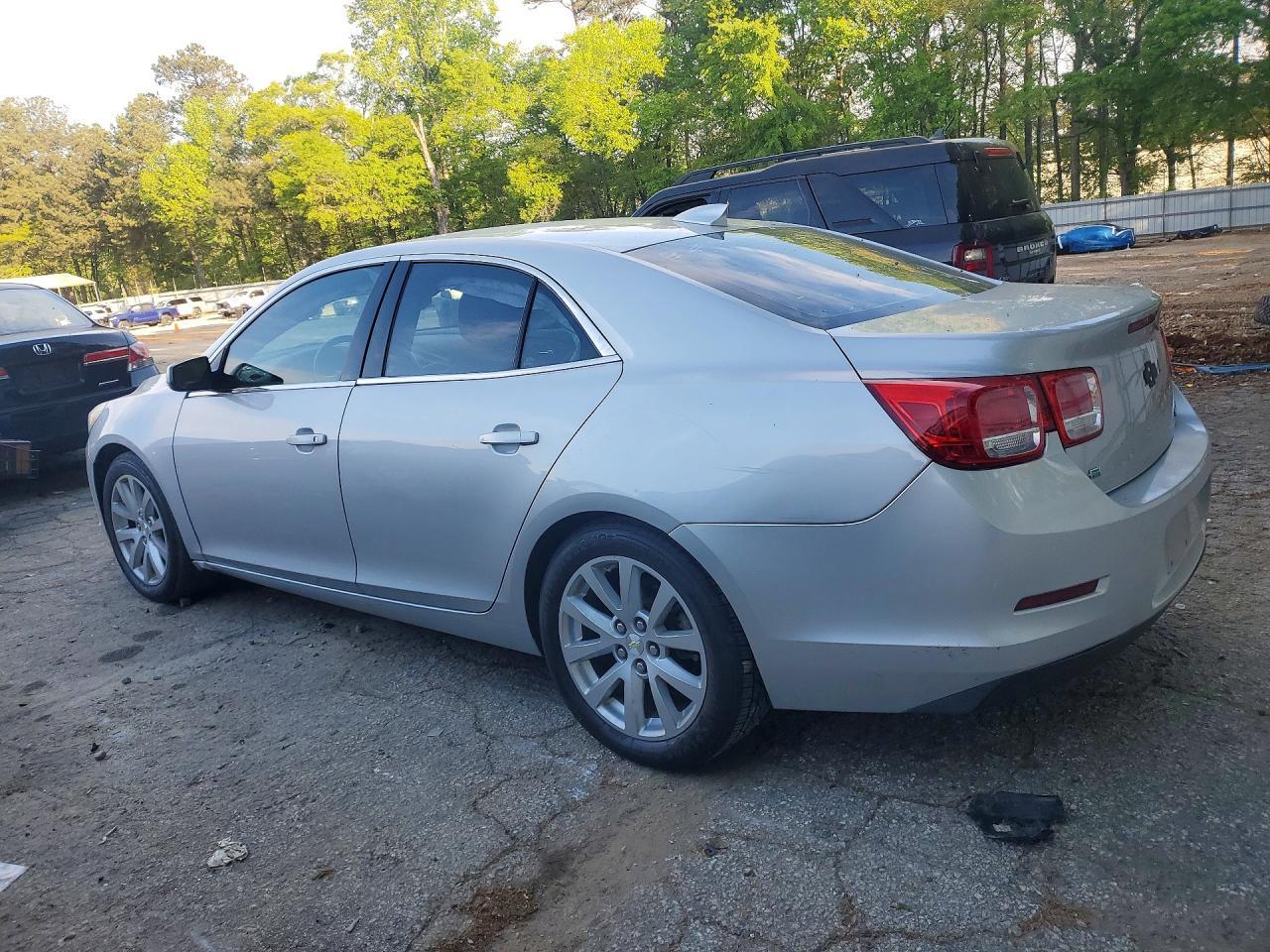 2015 Chevrolet Malibu 2Lt - Image 2