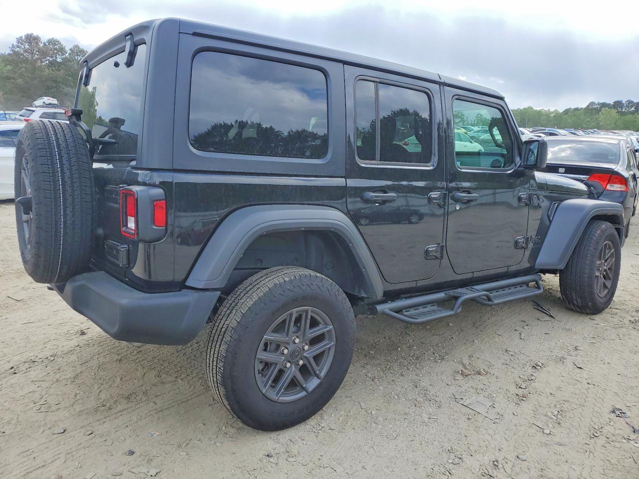 2025 Jeep Wrangler Sport - Фото 3