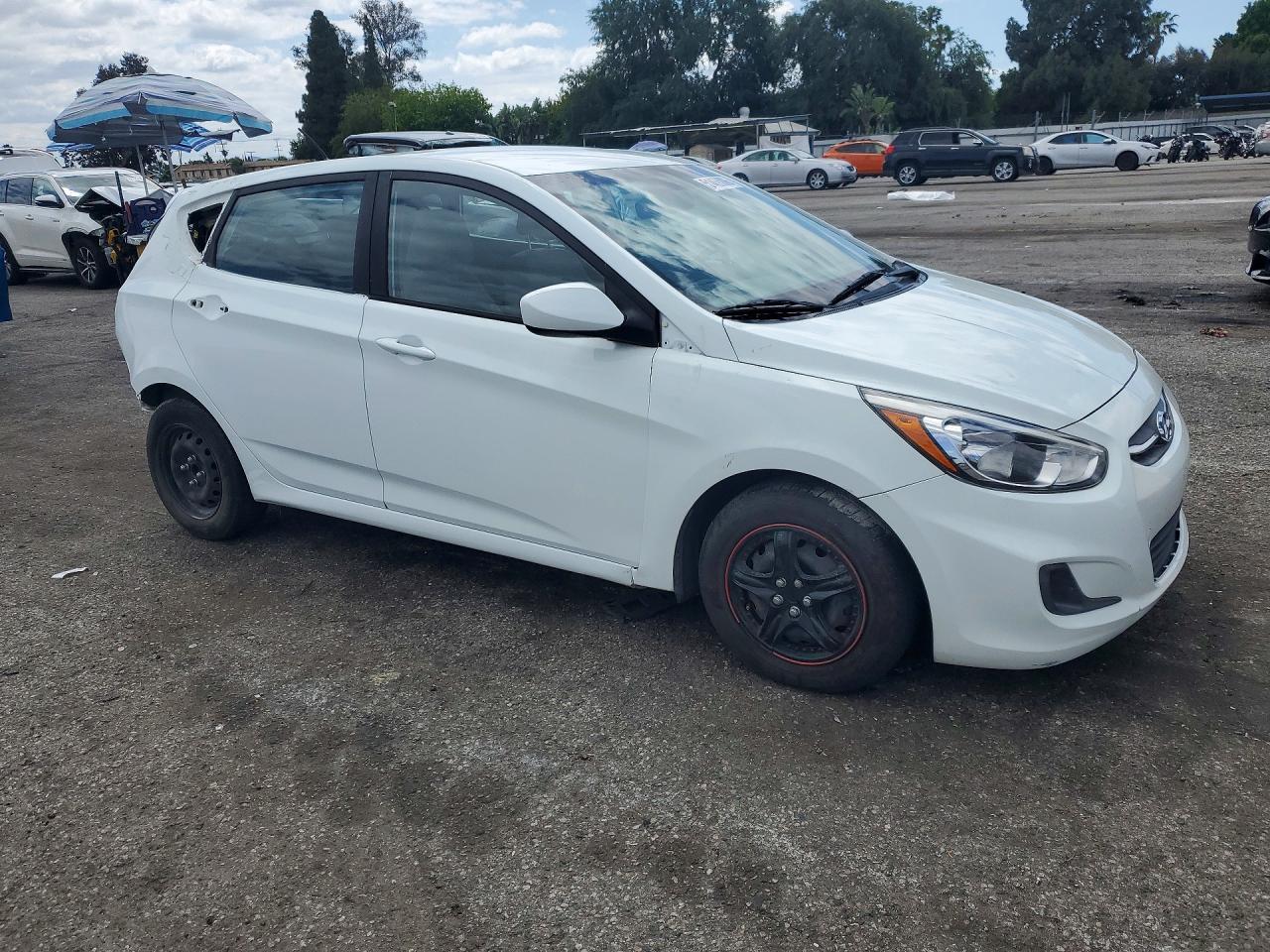 2016 Hyundai Accent Se - Фото 4