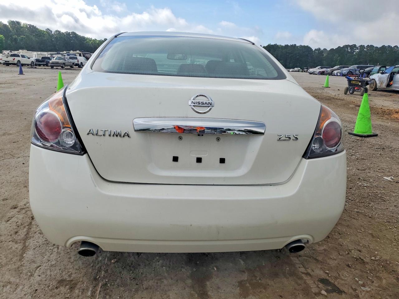 2011 Nissan Altima 2.5 - Фото 6