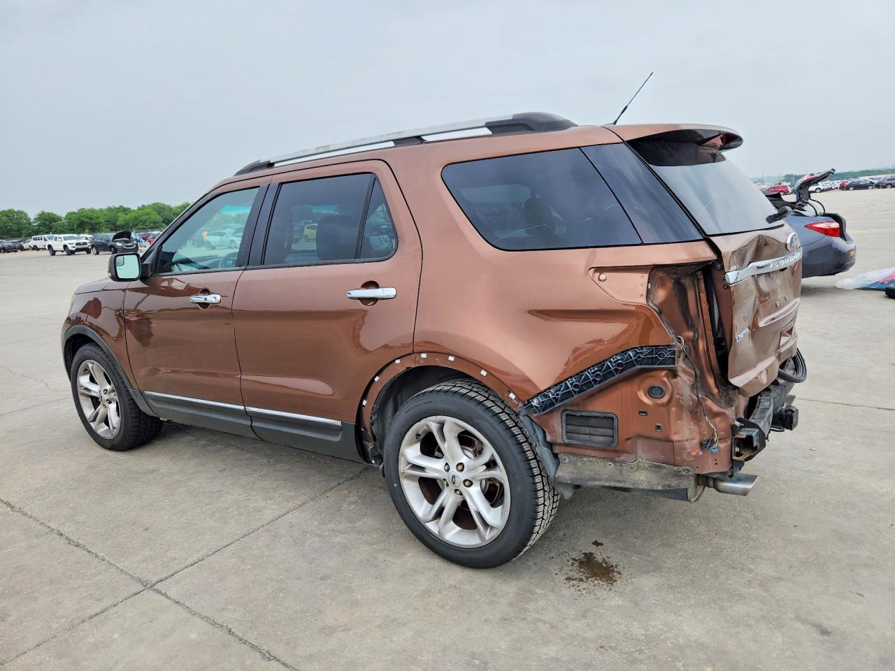 2011 Ford Explorer Limited - Фото 2