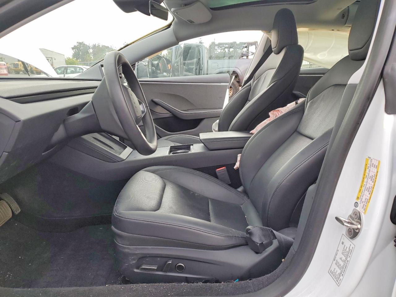 2024 Tesla Model 3 - Фото 7
