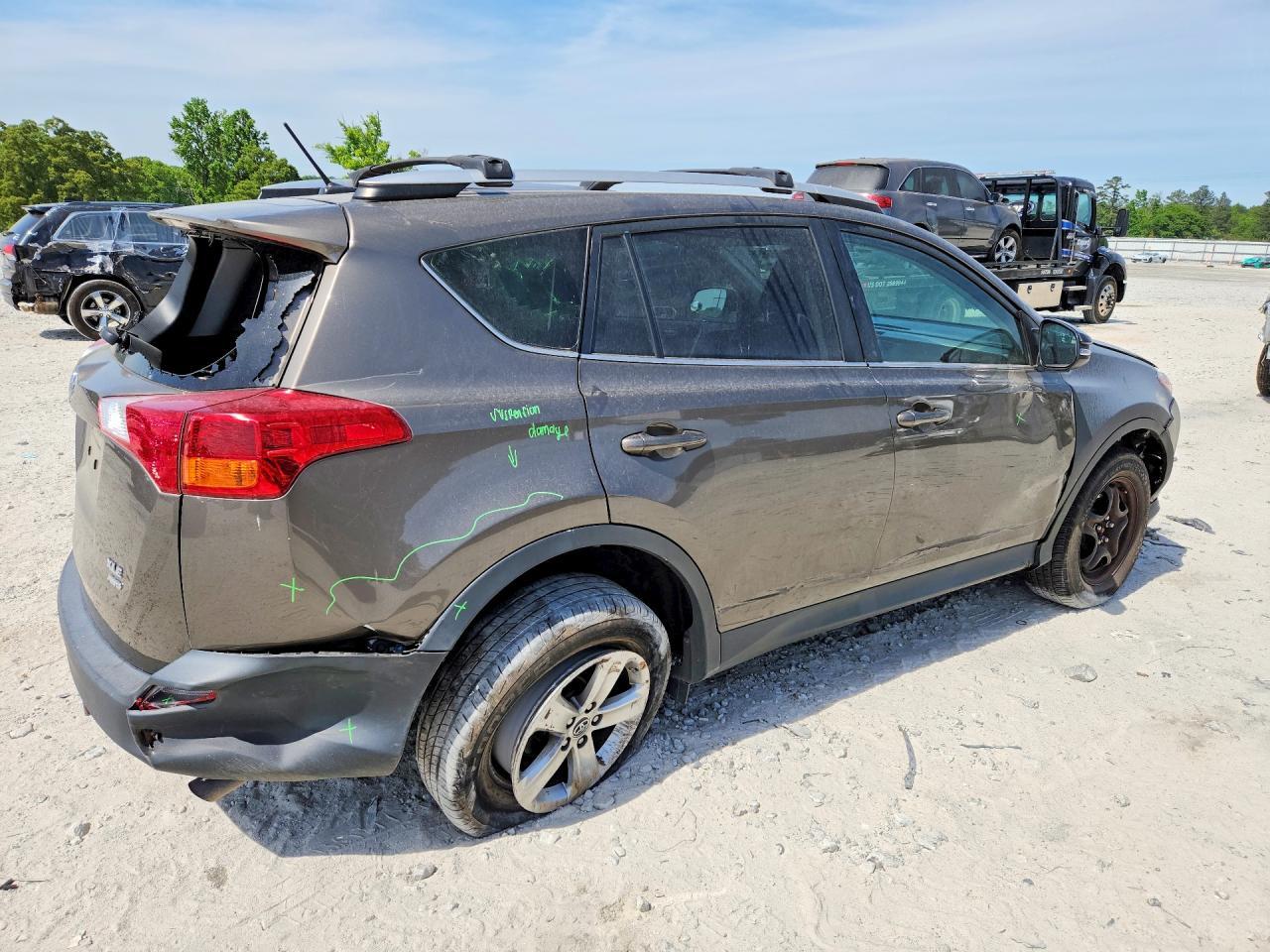 2015 Toyota Rav4 Xle - Image 3