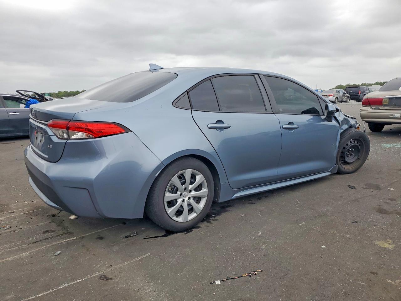 2022 Toyota Corolla Le - Фото 3
