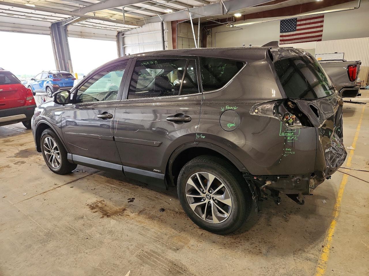 2016 Toyota Rav4 Hv Xle - Фото 2