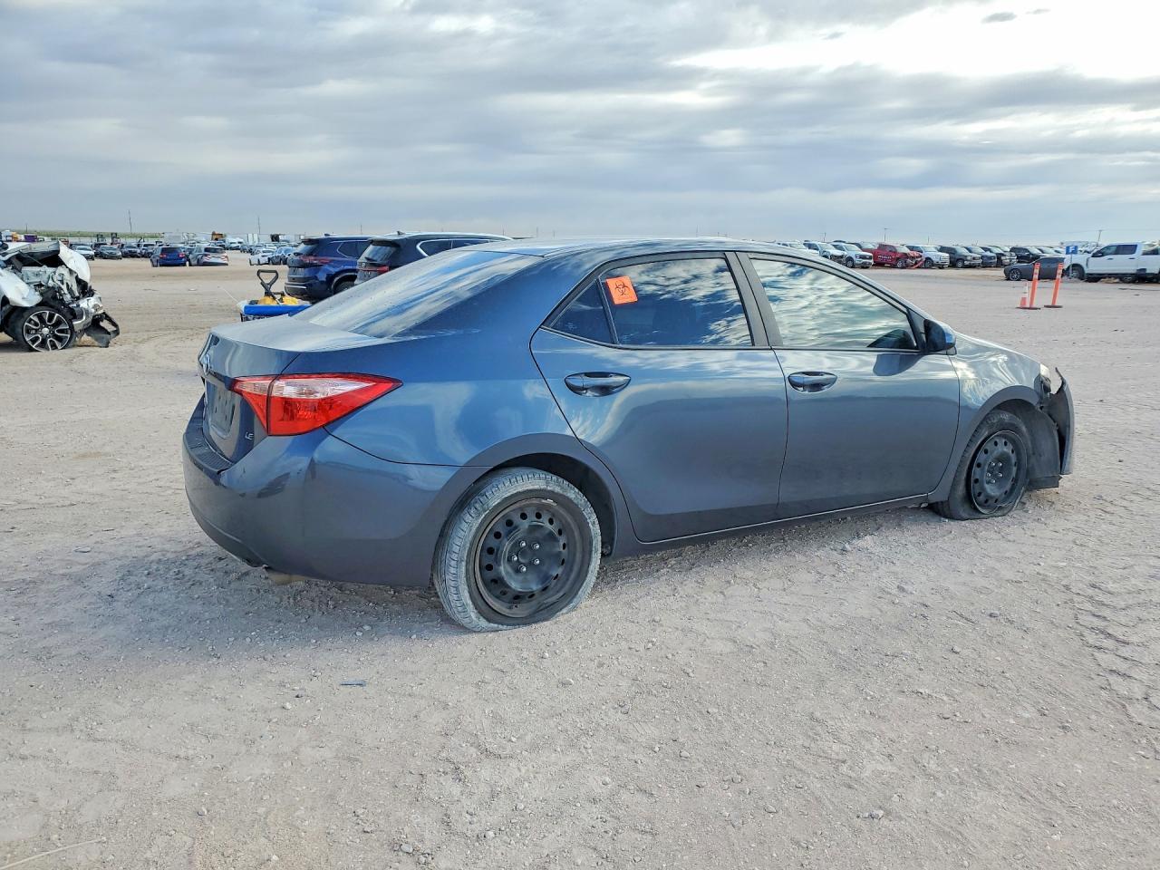 2019 Toyota Corolla Le - Фото 3