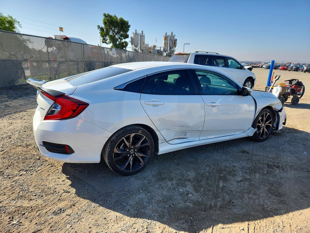 2020 Honda Civic Sport - Фото 3