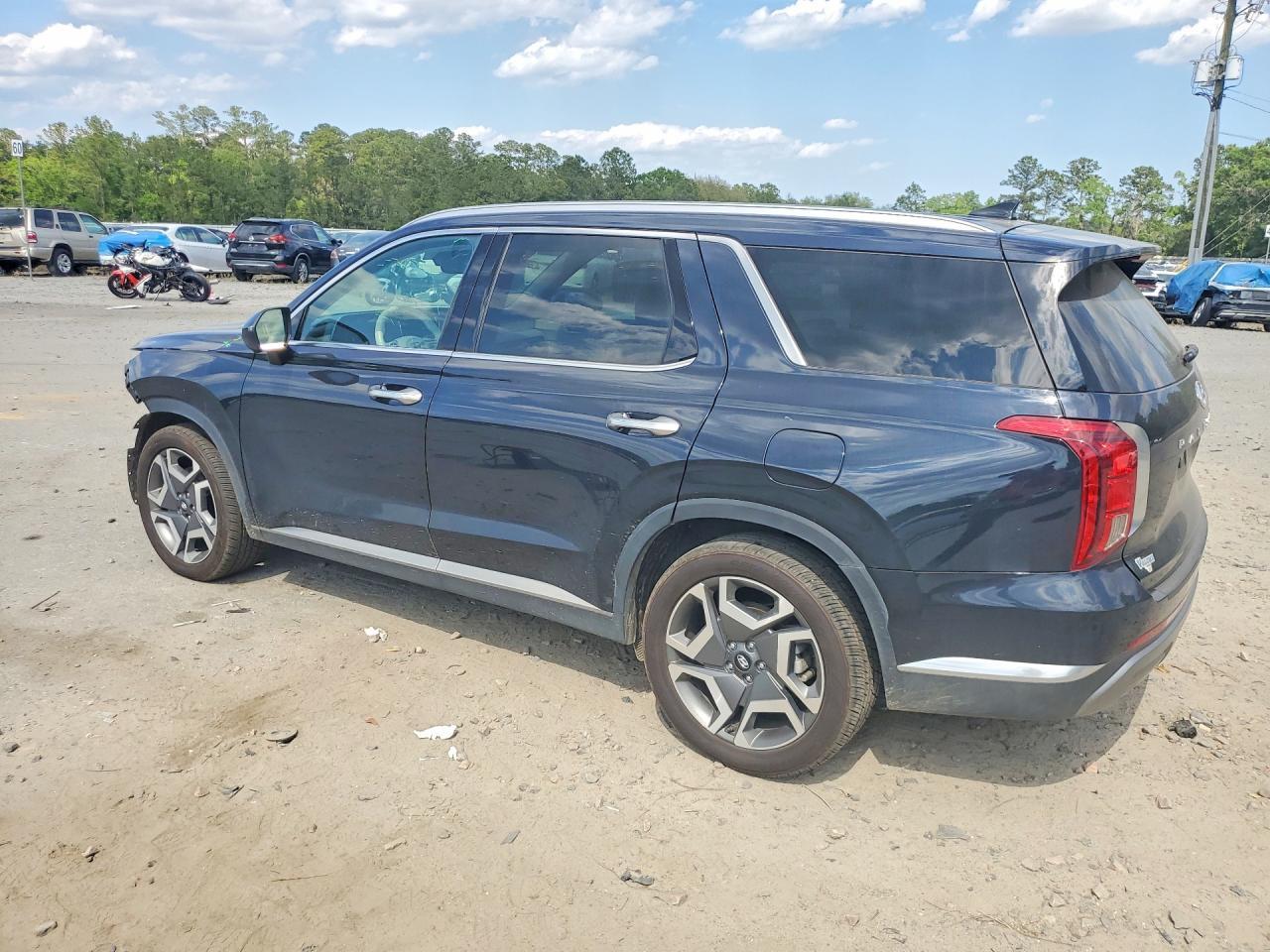 2024 Hyundai Palisade Limited - Image 2