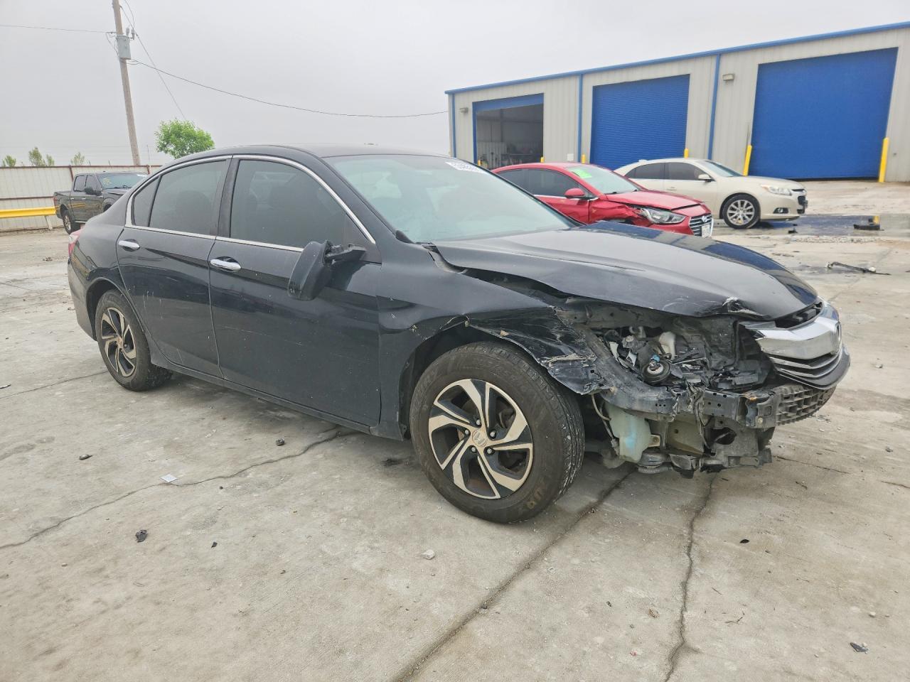 2017 Honda Accord Lx - Фото 4