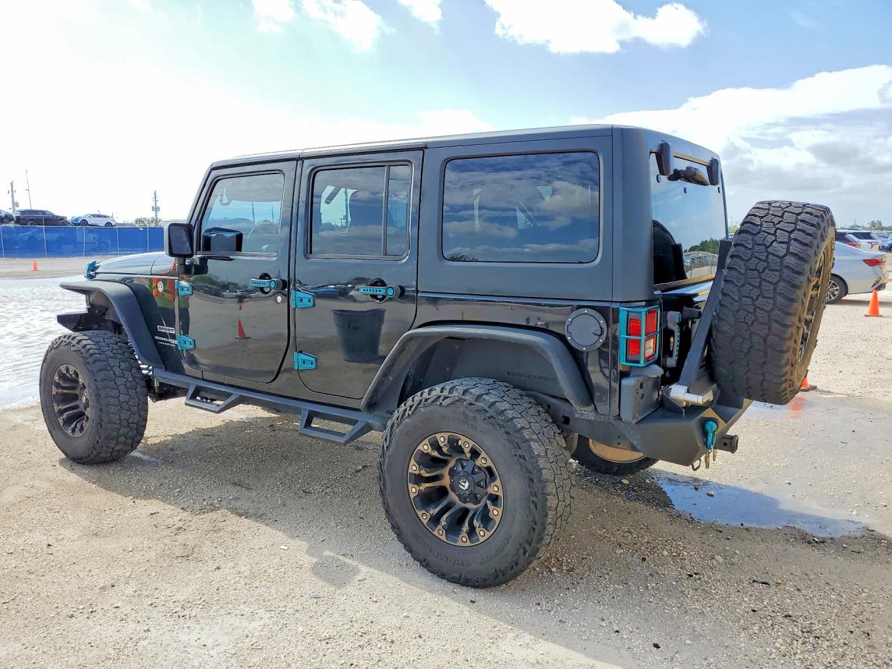 2018 Jeep Wrangler Unlimited Sport - Image 2