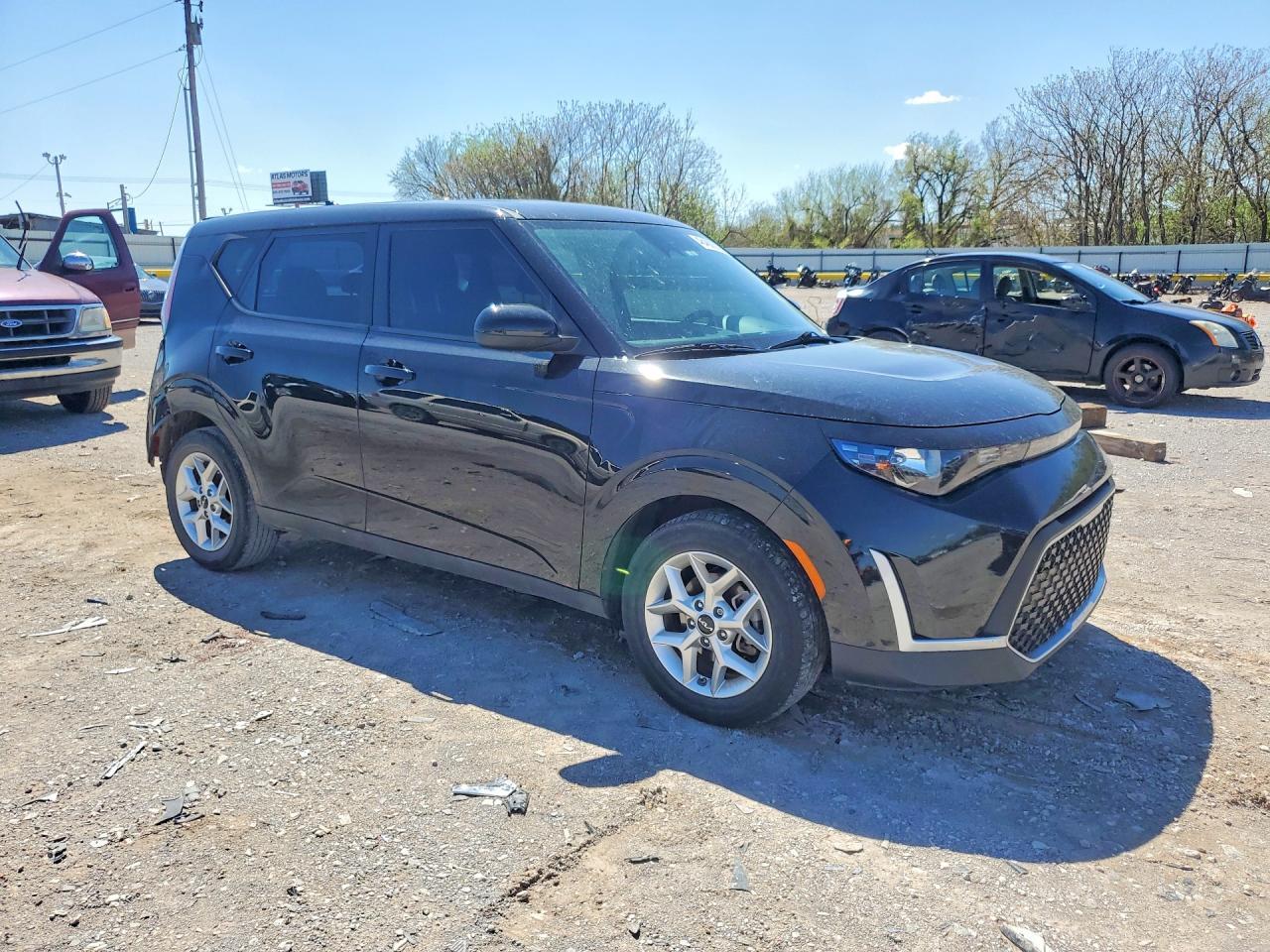 2023 Kia Soul Lx - Image 4