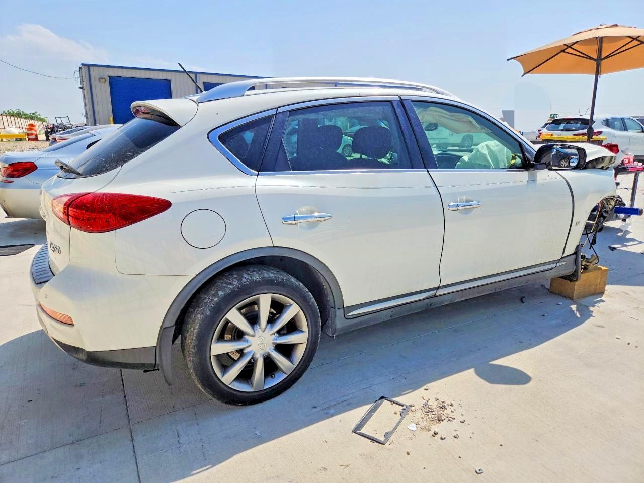 2017 Infiniti Qx50 Base - Image 3