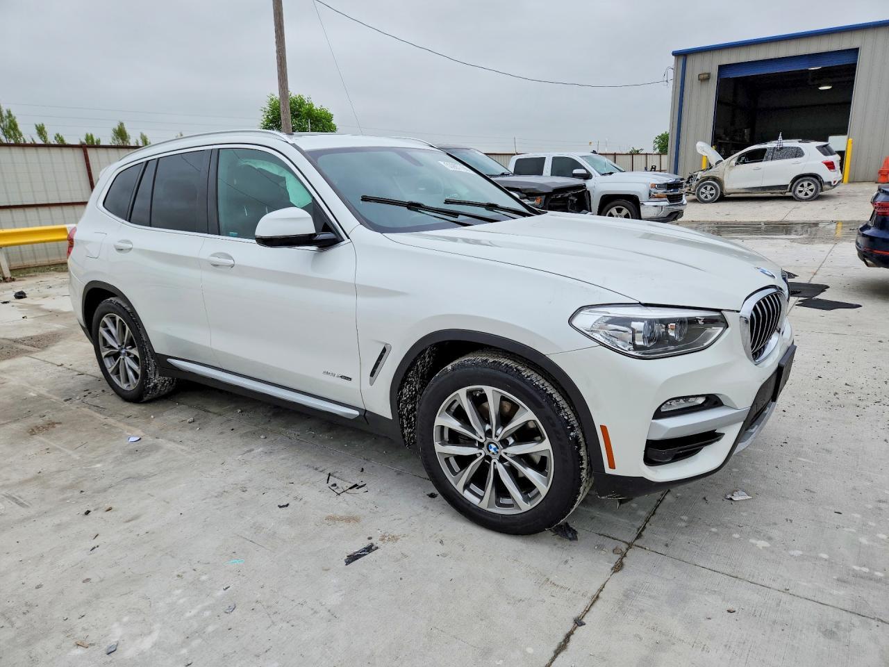 2018 BMW X3 xDrive30I - Фото 4