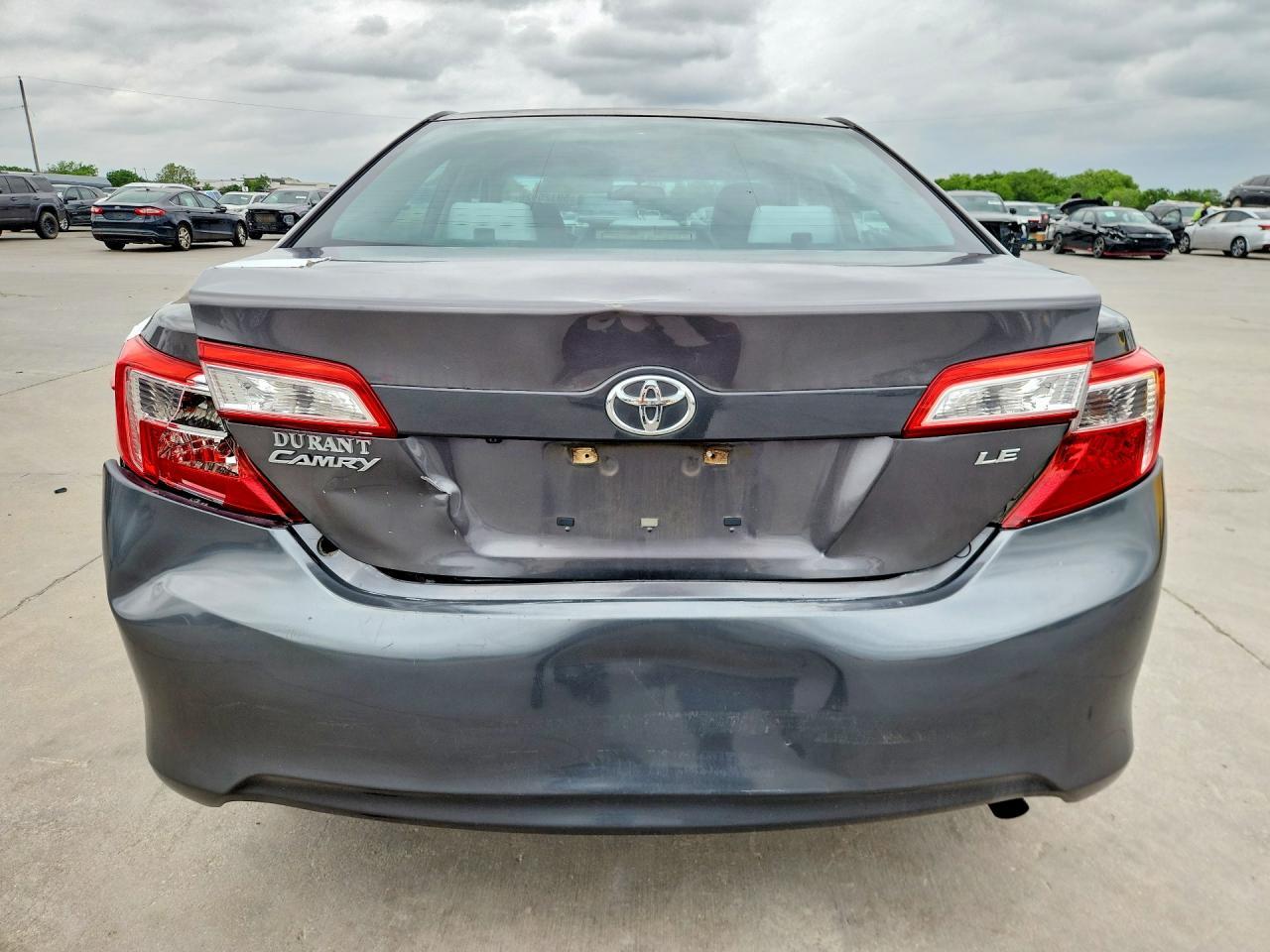 2014 Toyota Camry Le - Фото 6