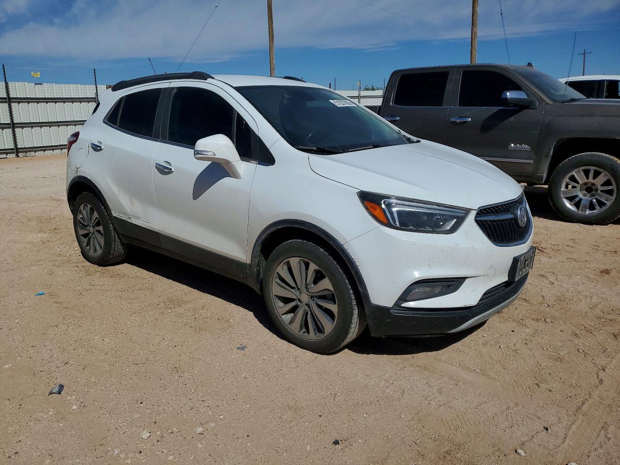 2018 Buick Encore Essence - Фото 4