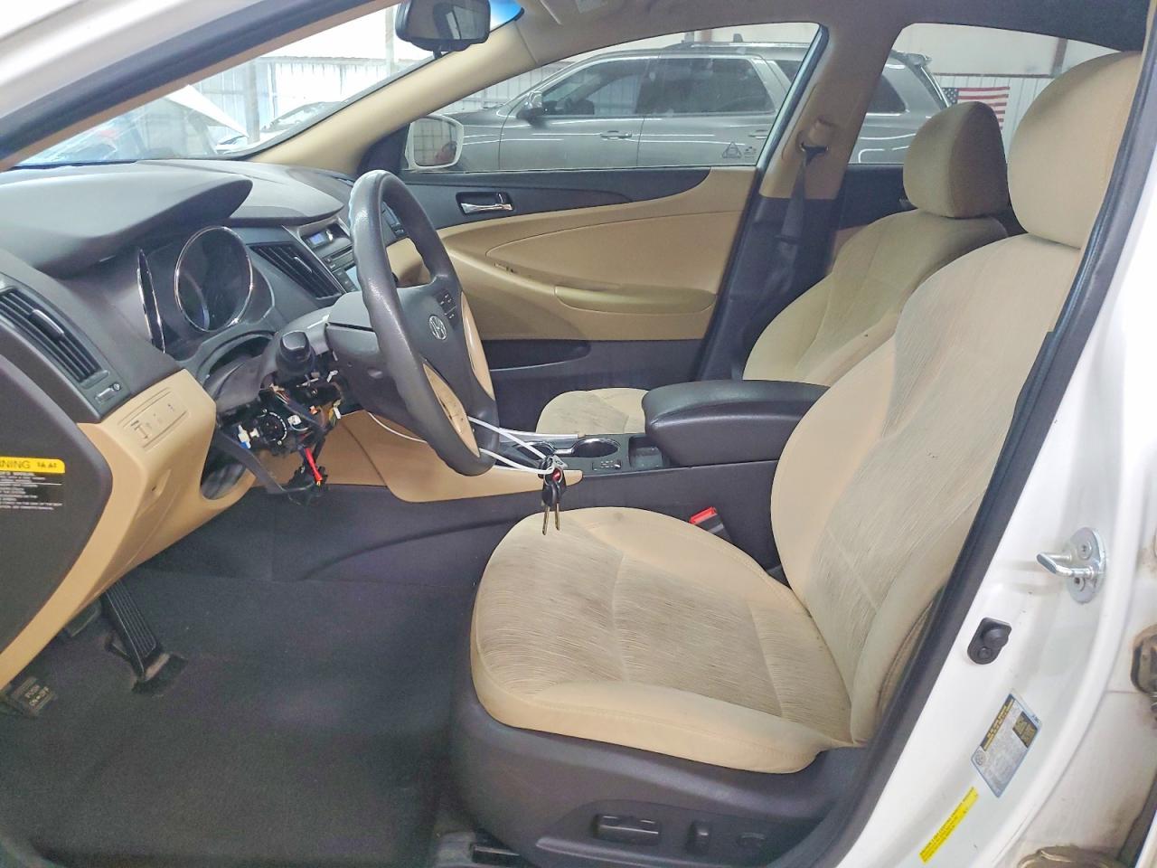 2014 Hyundai Sonata Gls - Image 7