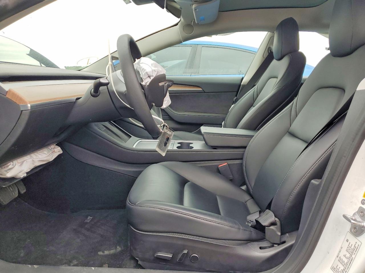 2021 Tesla Model 3 - Image 7