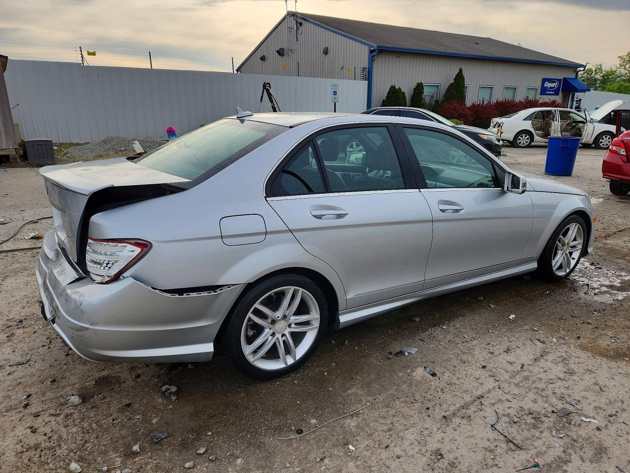 2013 Mercedes-Benz C 250 - Фото 3