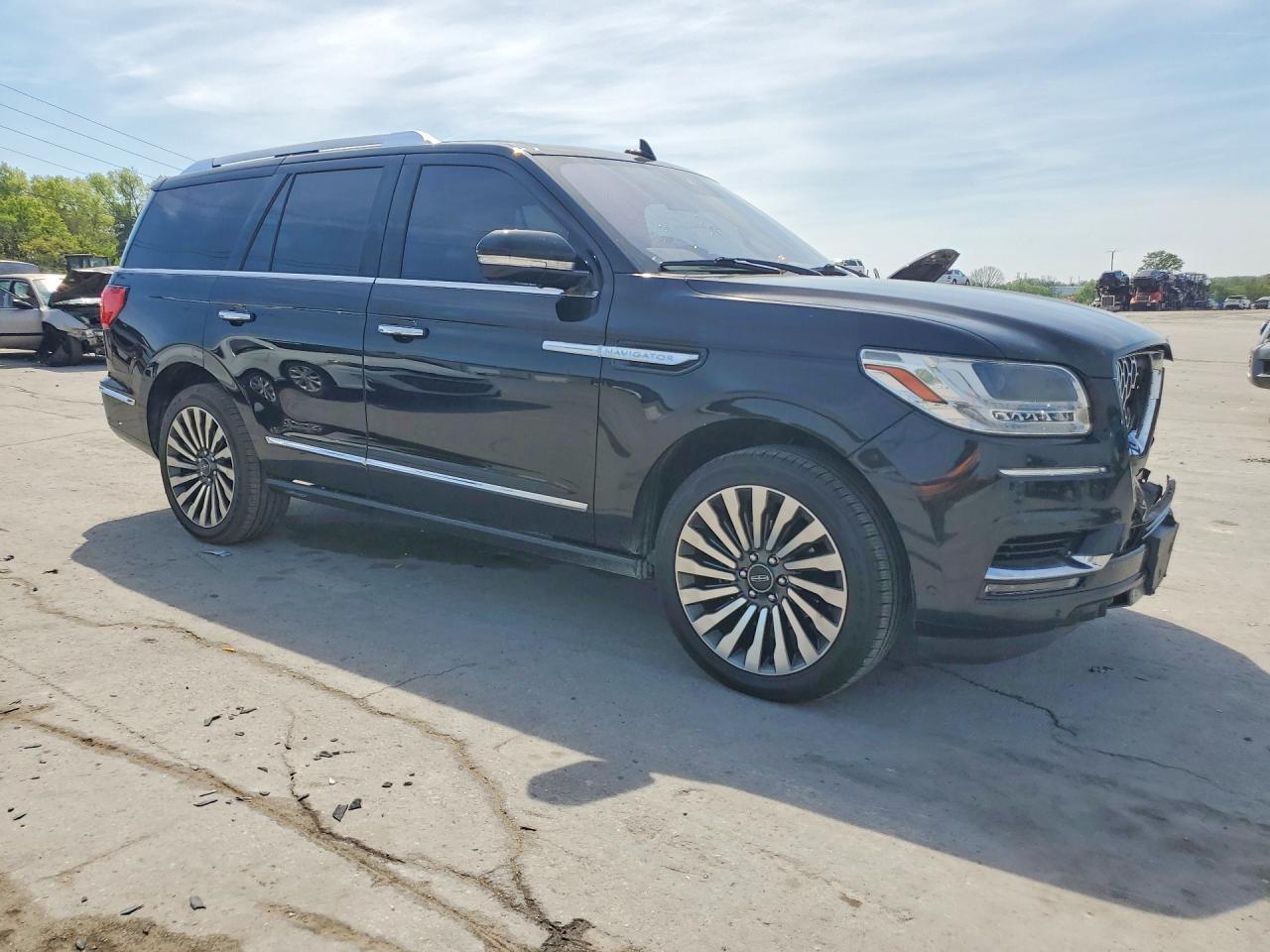 2019 Lincoln Navigator Reserve - Image 4