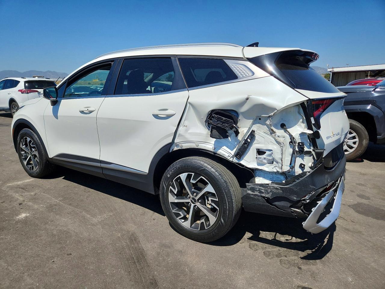 2023 Kia Sportage Ex - Фото 2