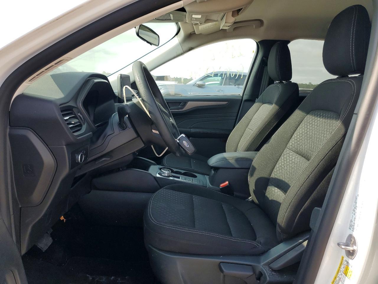 2025 Ford Escape Active - Image 7