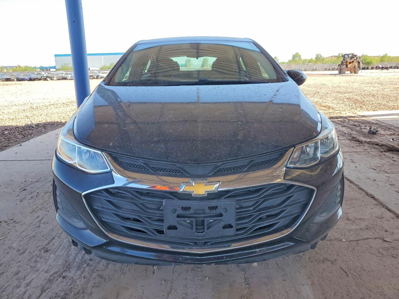 2019 Chevrolet Cruze Ls - Image 5