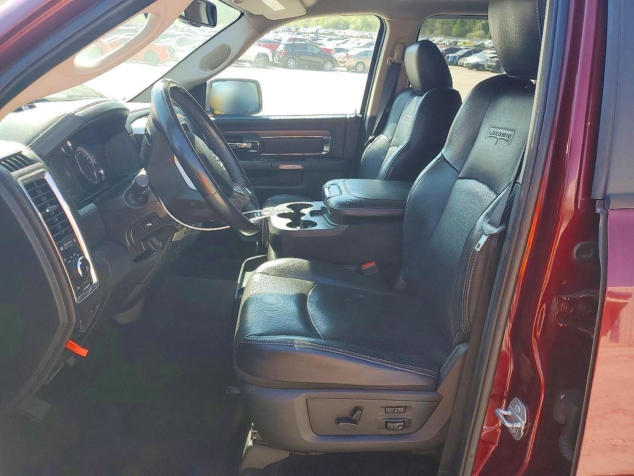 2016 Ram 1500 Laramie - Image 7