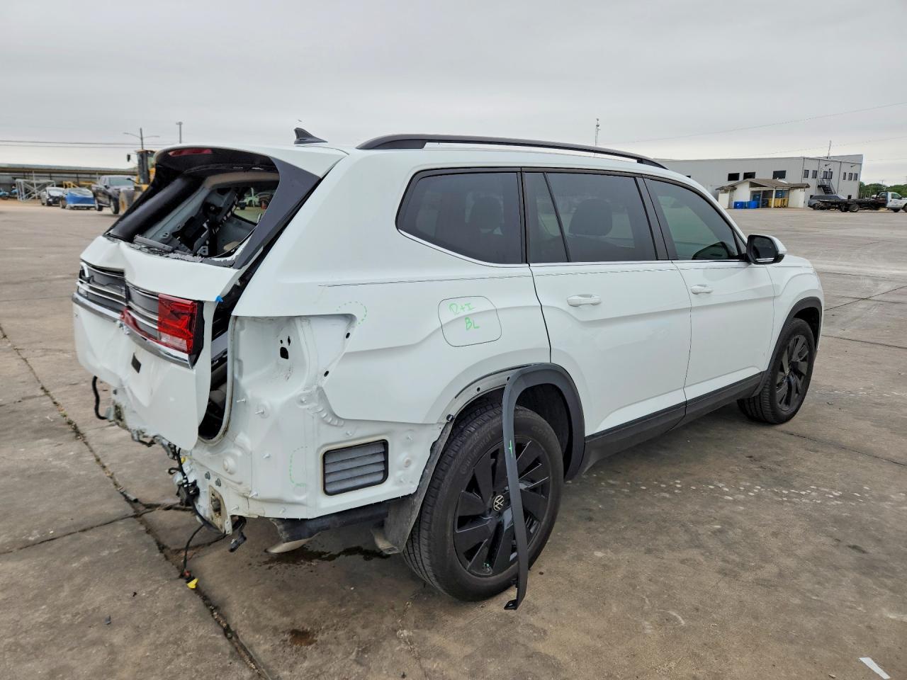 2024 Volkswagen Atlas Se - Фото 3