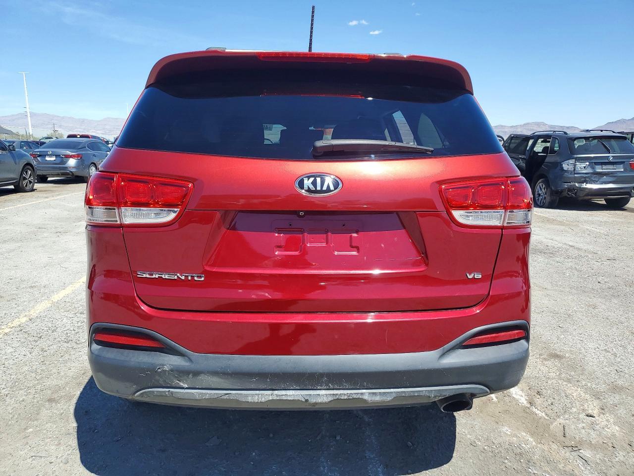 2017 Kia Sorento Lx V6 - Image 6