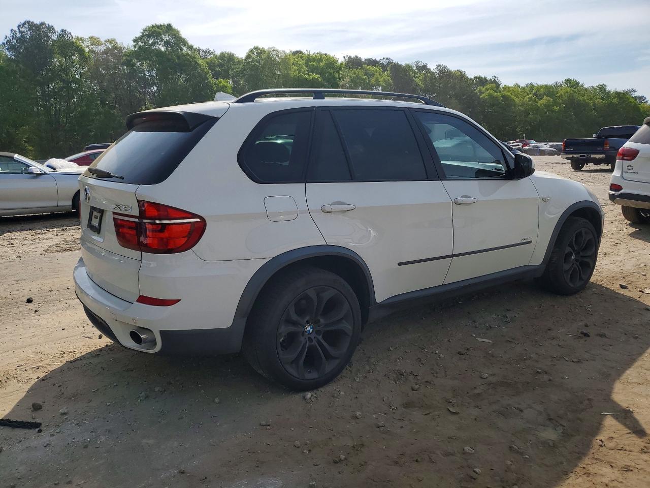 2013 BMW X5 xDrive35I - Фото 3