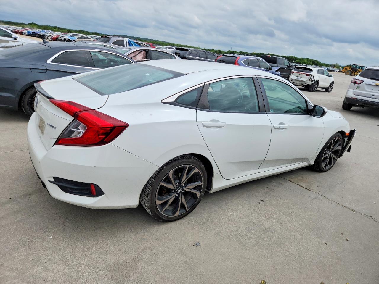 2020 Honda Civic Sport - Фото 3