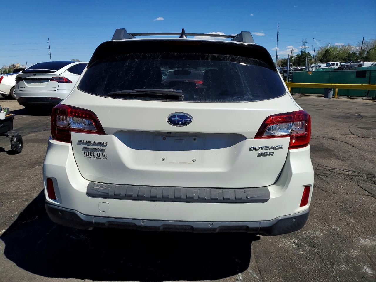 2017 Subaru Outback 3.6R Limited - Фото 6