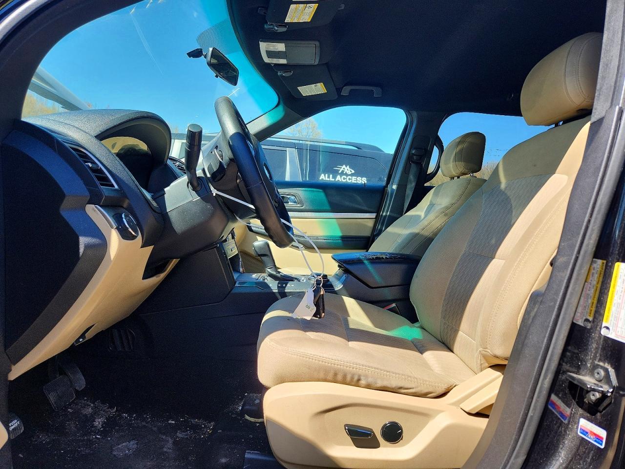 2016 Ford Explorer - Image 7