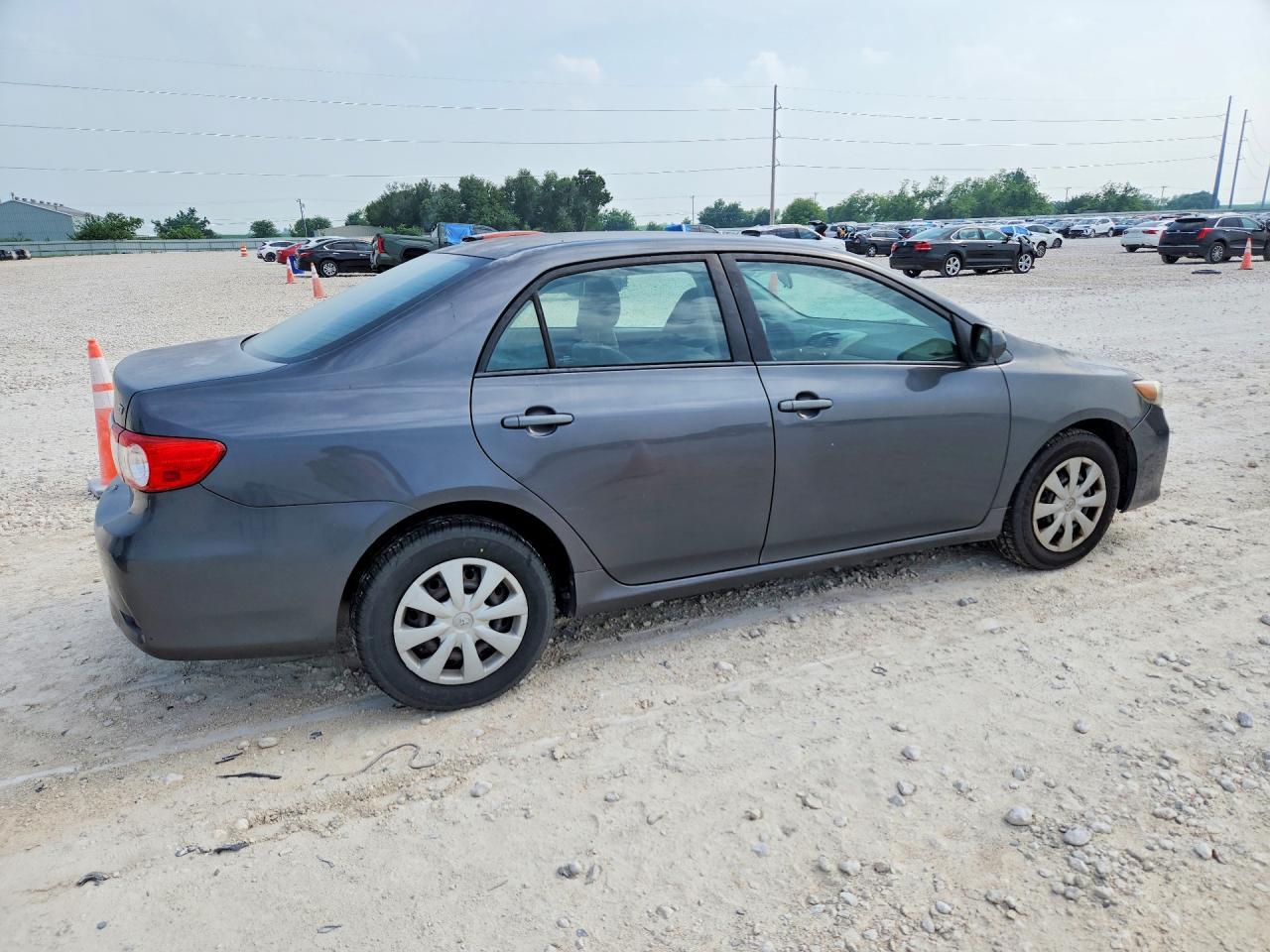 2011 Toyota Corolla Le - Фото 3