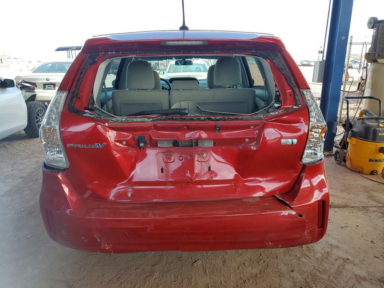 2012 Toyota Prius V Three - Фото 6