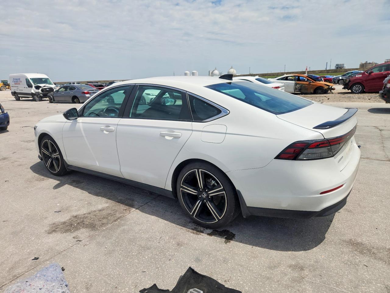 2024 Honda Accord Hybrid Sport - Фото 2